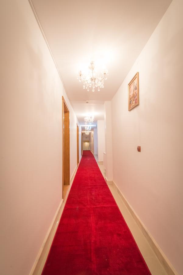 Hotel Foisor بوخارست المظهر الخارجي الصورة
