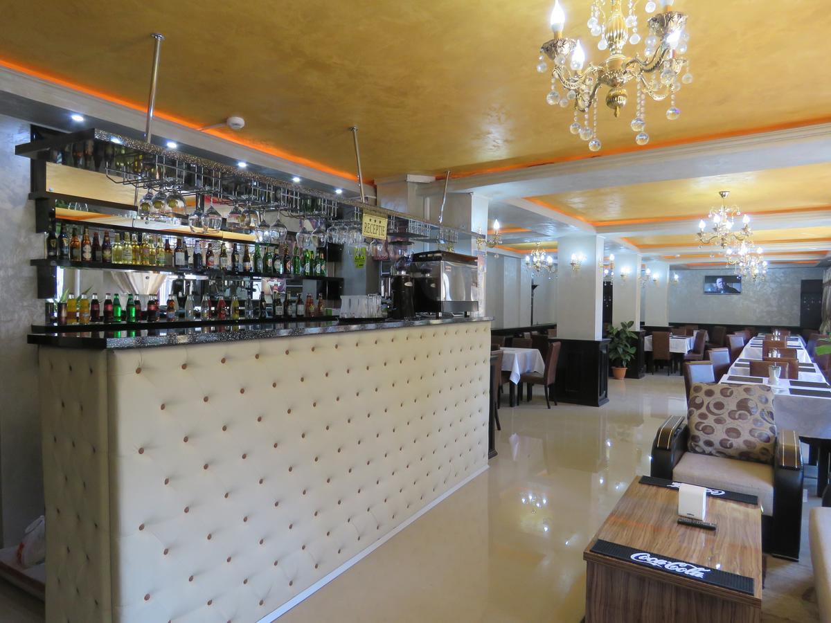 Hotel Foisor بوخارست المظهر الخارجي الصورة