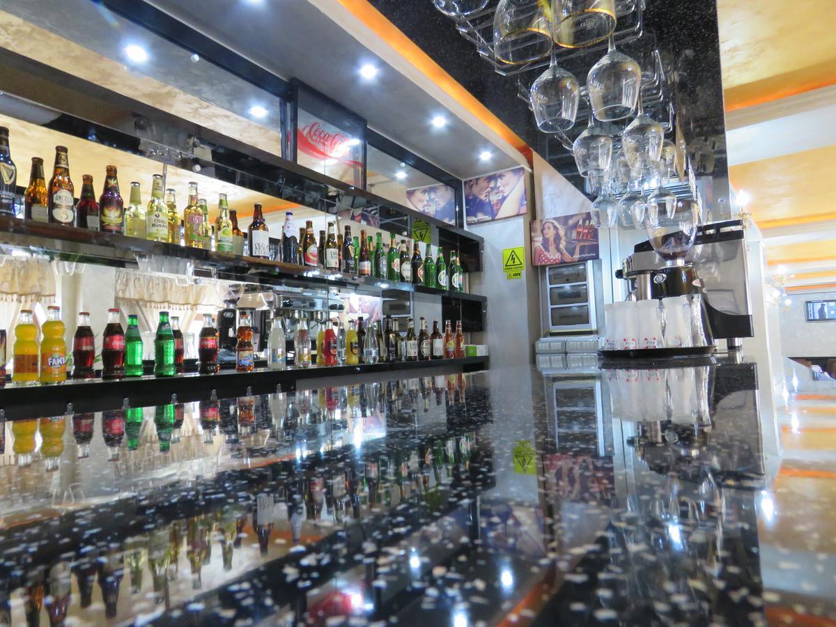 Hotel Foisor بوخارست المظهر الخارجي الصورة