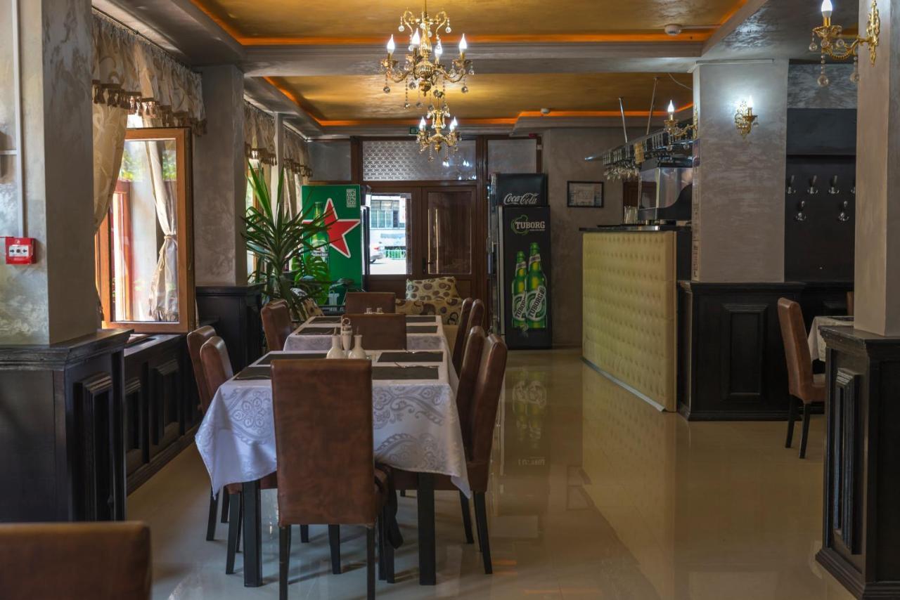 Hotel Foisor بوخارست المظهر الخارجي الصورة